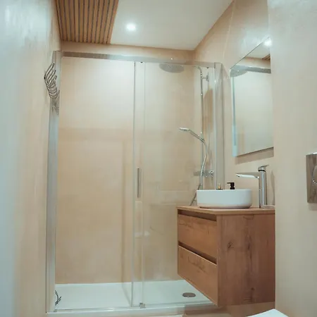 Maison Balas בית הארחה 4*